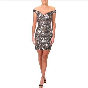 NWT Aqua Sequin Off Shoulder Lined Dress sz 2. SRP $288
